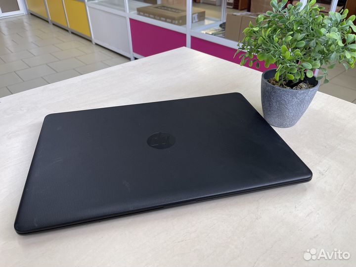 Бюджетный ноутбук HP