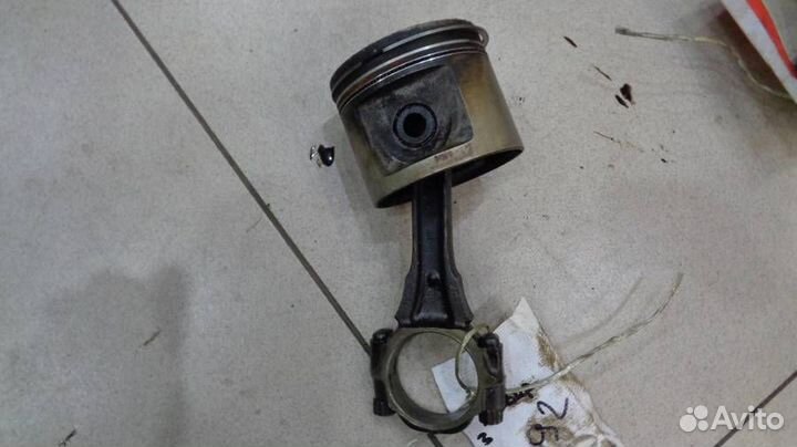 Поршень с шатуном Land Rover Discovery 1 1989-1998