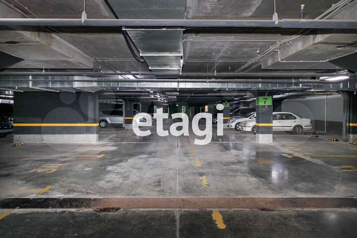 Машиноместо, 14 м²