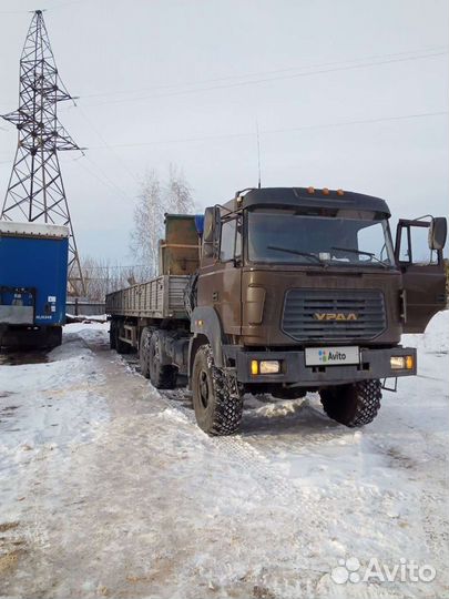 Урал 44202-3511-82 с полуприцепом, 2016