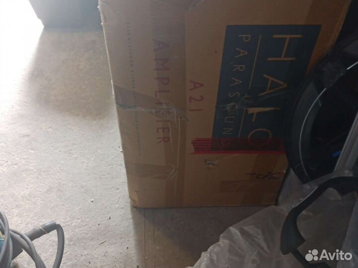 Усилитель Parasound A21