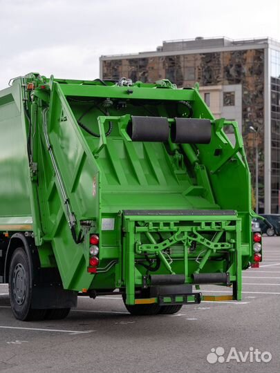 Маз 590425-012 на шасси маз 534025-585-013 Мусоров