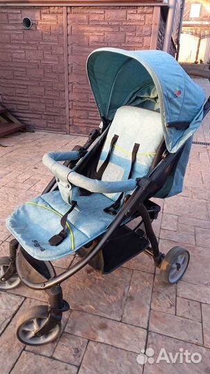 Прогулочная коляска