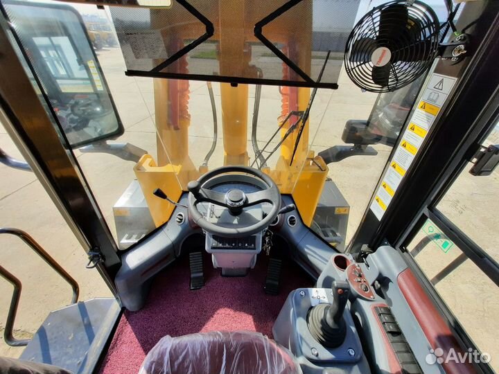 Фронтальный погрузчик Lonking CDM856, 2023