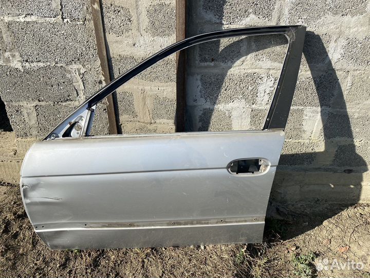 Дверь левая передняя на бмв е39 2002 г.в