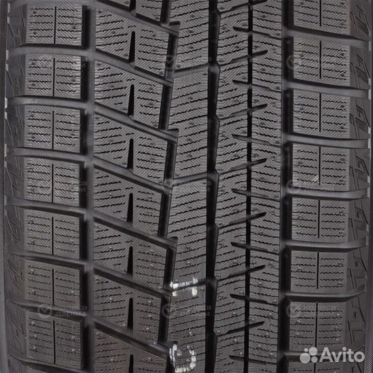 Yokohama Ice Guard IG60 215/55 R18 99Q