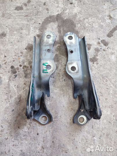Петли капота Hyundai Elantra XD
