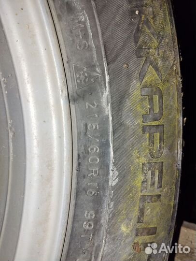 Nokian Tyres Hakkapeliitta 8 215/60 R16