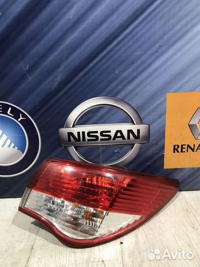 Фонарь задний Nissan almera G15 Прав