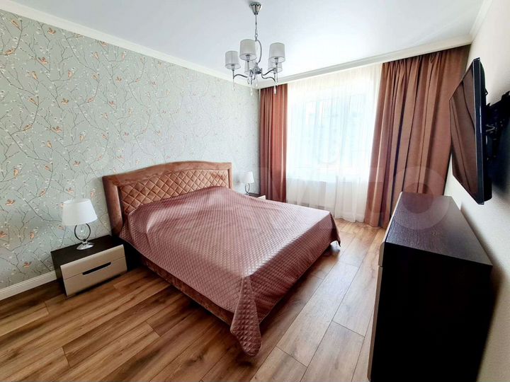 2-к. квартира, 67 м², 8/9 эт.