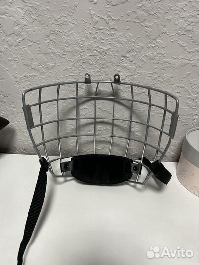 Решетка на хоккейный шлем