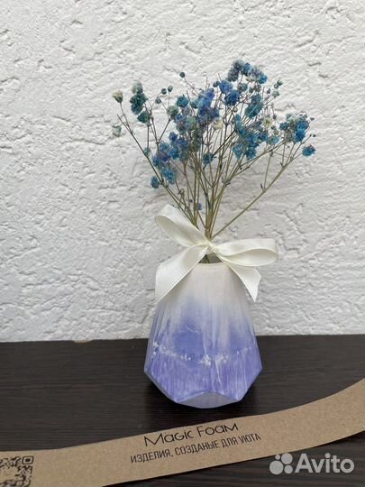 Ваза из гипса