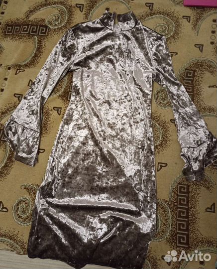 Платье