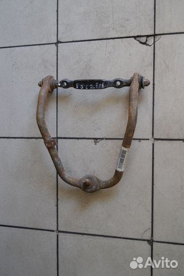 Рычаг задний правый верхний Dodge Stratus 1