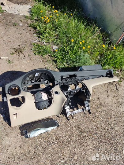 Торпедо и подушки Мерседес глц х 253