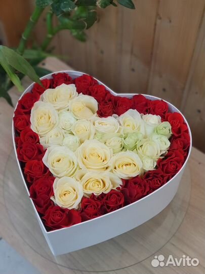 Розы в коробочке