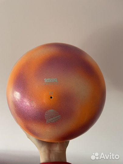 Гимнастический мяч с автографом