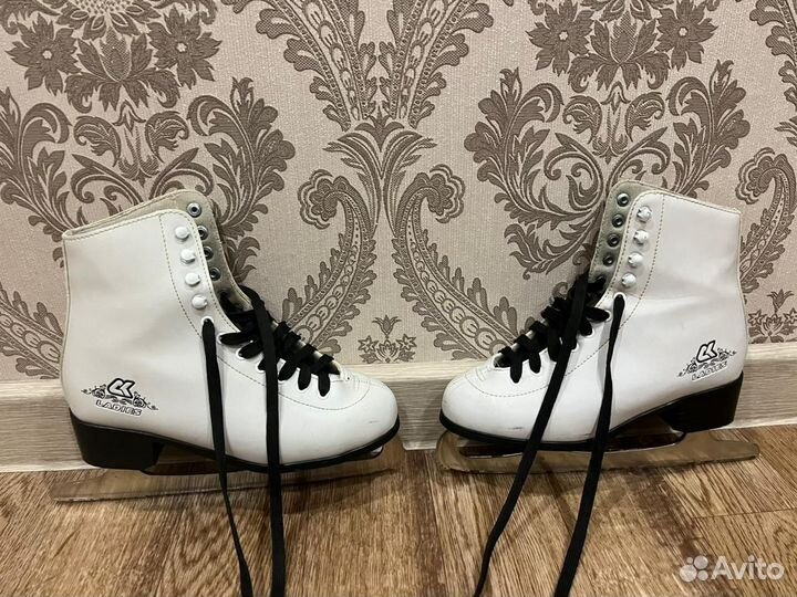 Коньки фигурные