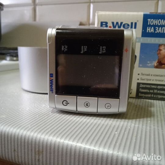 Тонометр на запястье b well