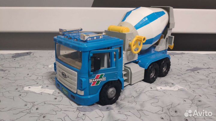 Машинки bruder daesung dickie toys