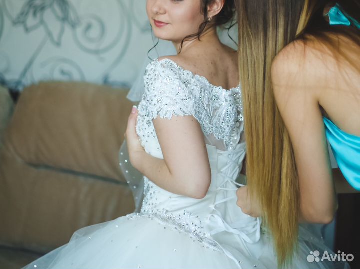 Свадебное платье