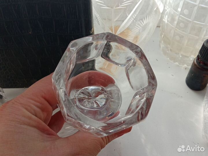 Рюмка лебедь