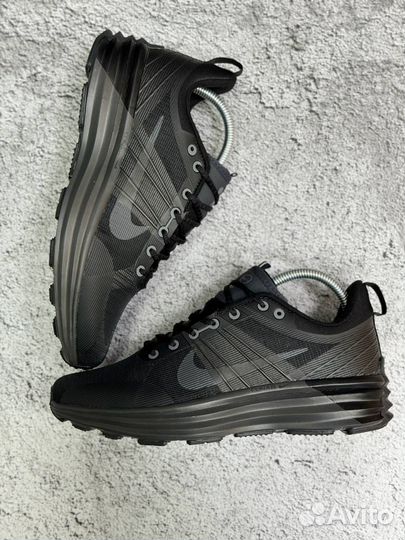 Кроссовки Nike Lunar