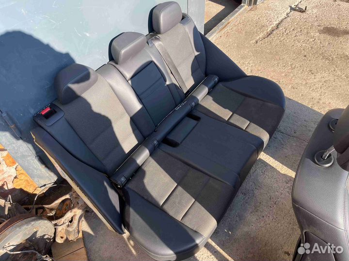 Салон (комплект сидений) Mercedes Glk x204