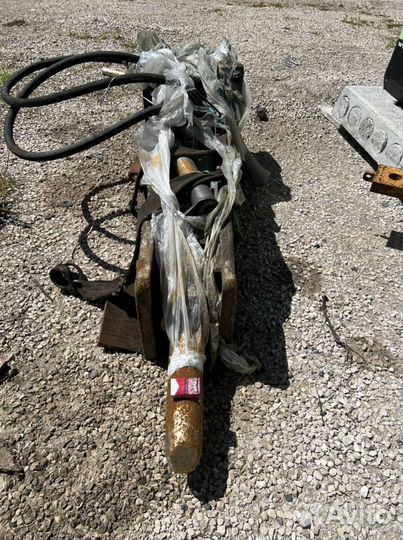 Гидромолот на экскаватор бу