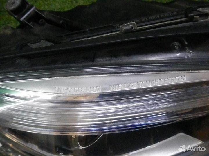 Фара правая Mercedes-Benz M-Class