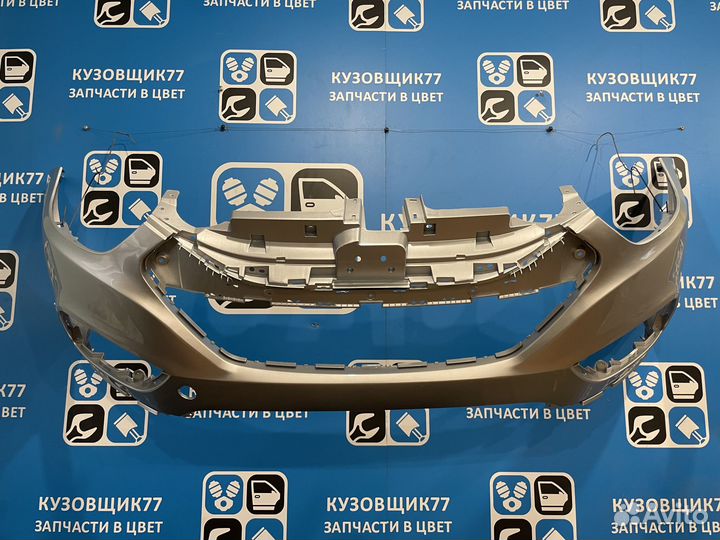 Бампер передний Hyundai IX-35 2010-2015 Серебристый