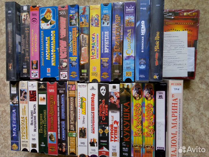 60 Видеокассет vhs