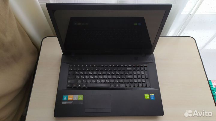 Lenovo '17.3