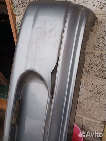 Продаю бампер ваз 2110