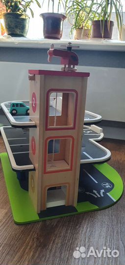 Парковка для машинок ELC