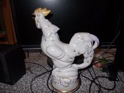 Фарфоровый графин петух