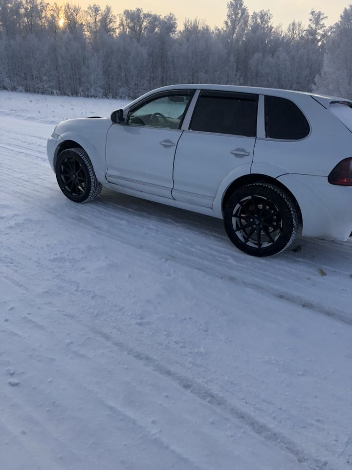 Porsche Cayenne Turbo: фото владельца