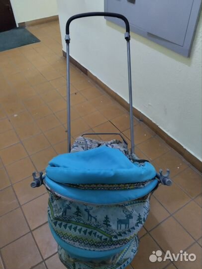 Детские зимние санки на колесах