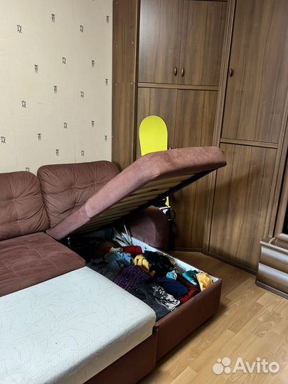 Угловой диван б/у