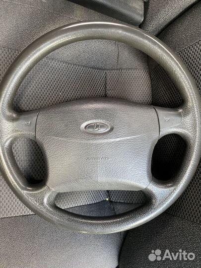 Руль с подушкой priora