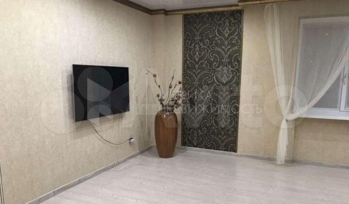 4-к. квартира, 110 м², 12/12 эт.