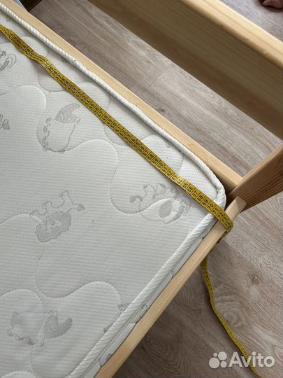 Детская кровать из массива дерева