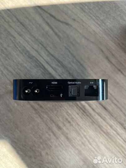 Приставка Apple tv