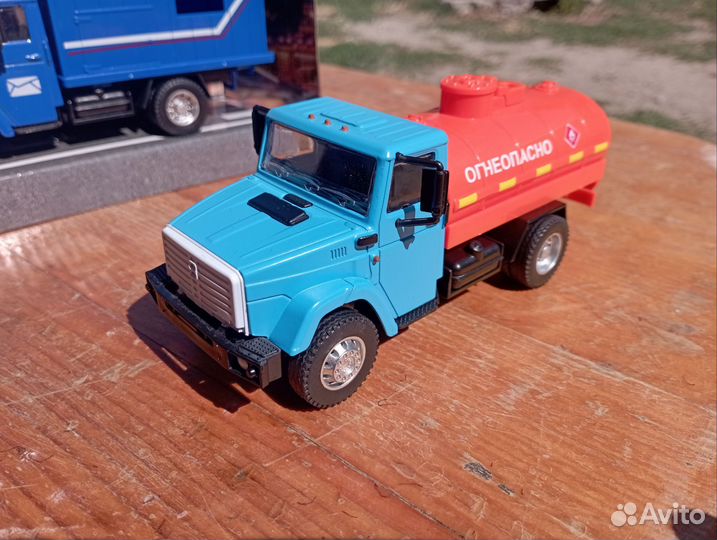 Модель грузовика