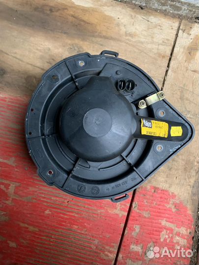 Мотр печки VAG 357820021 Vaieo