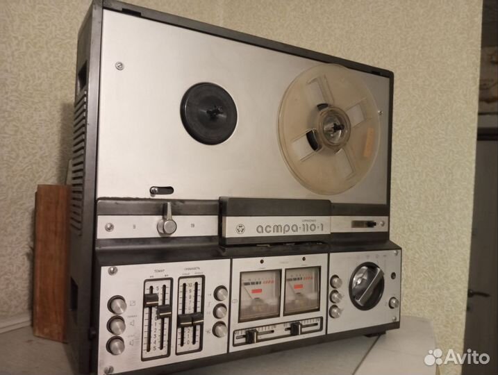 Проигрыватель винил, катушечный