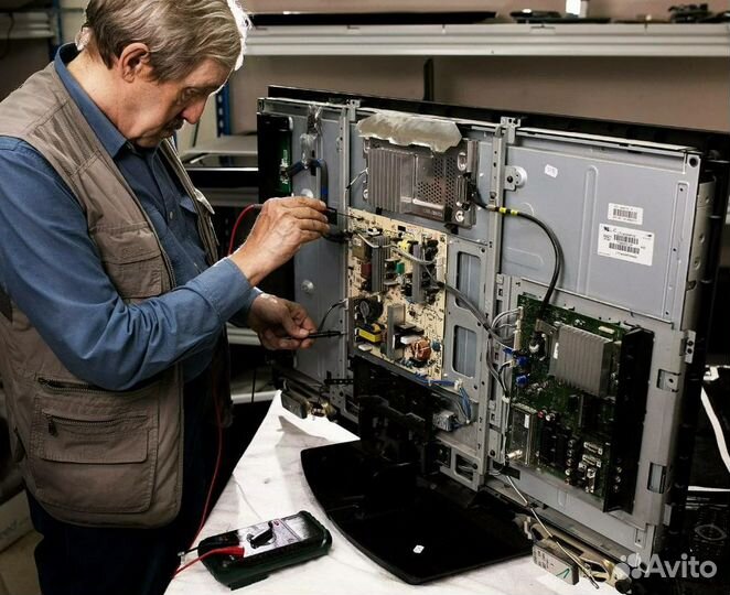 Ремонт телевизоров / Мастер по ремонту телевизоров