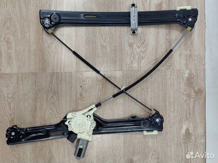 Стеклоподъемный механизм передний левый Bmw X5