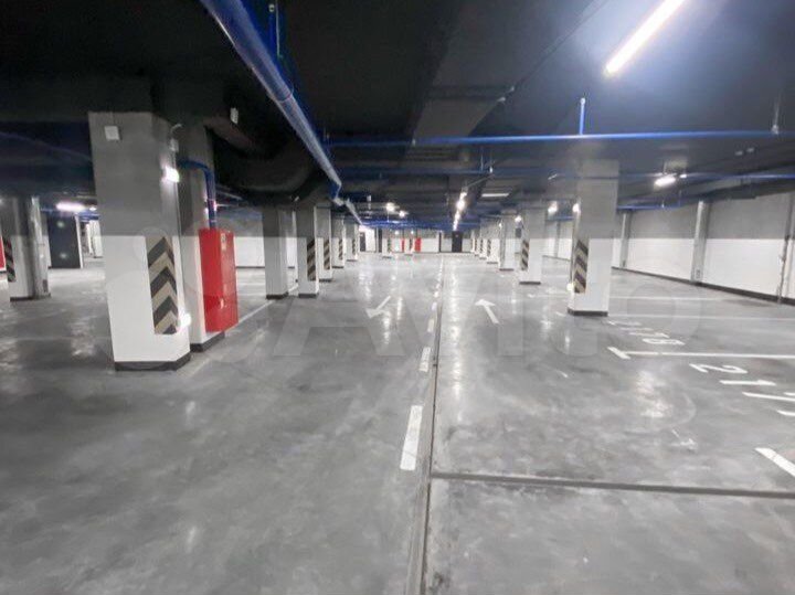 Машиноместо, 14 м²