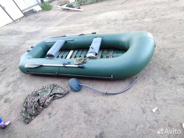 Лодка Баргузин 31